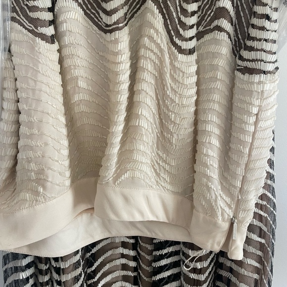 Roberto Cavalli Cream and Black Maxi Skirt fits 4/6 - Picture 5 of 12